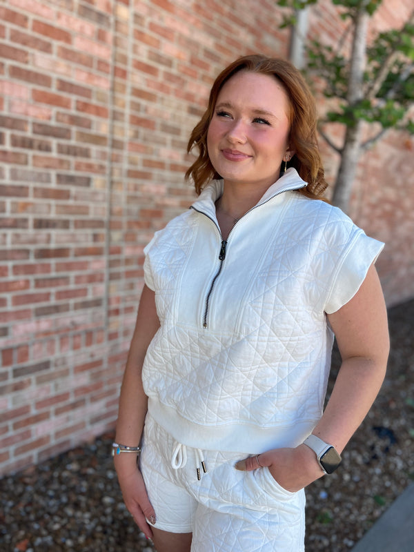 QUILTED ZIP UP TOP- 2 COLORS