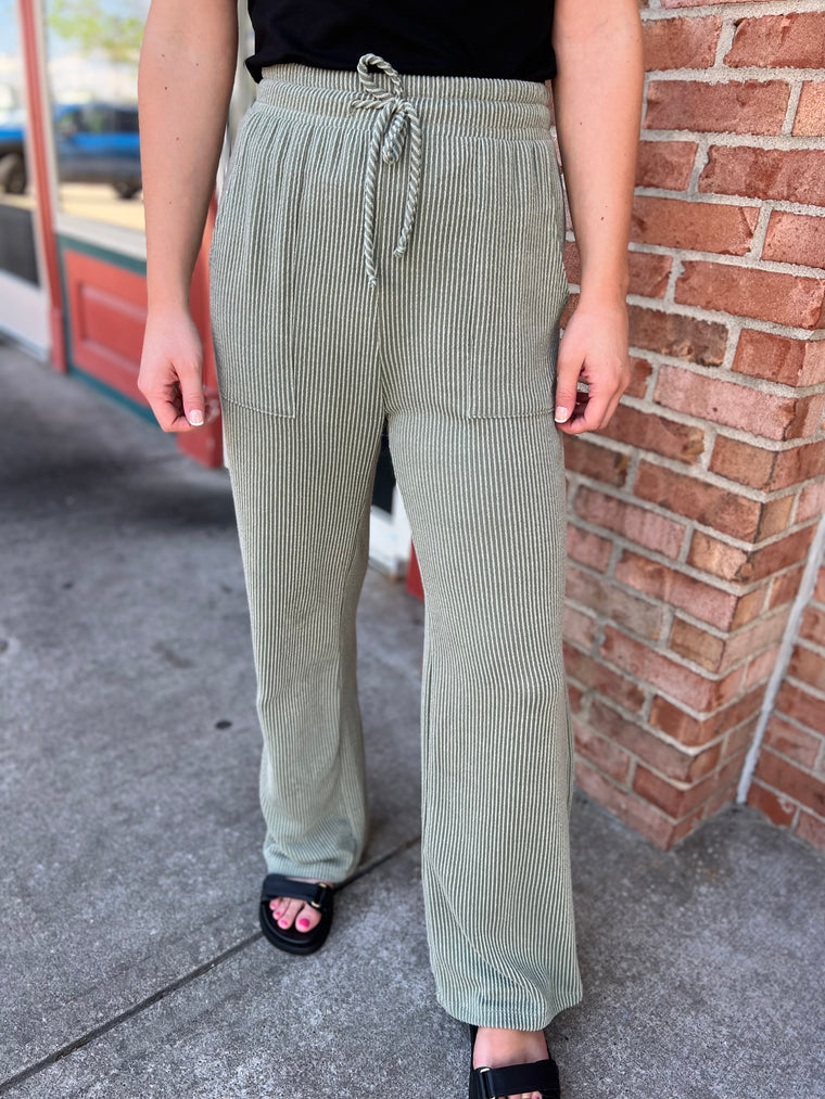 RIBBED PANTS WITH POCKETS