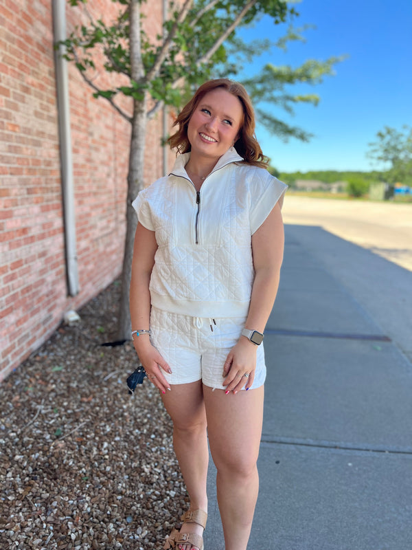 QUILTED ZIP UP TOP- 2 COLORS