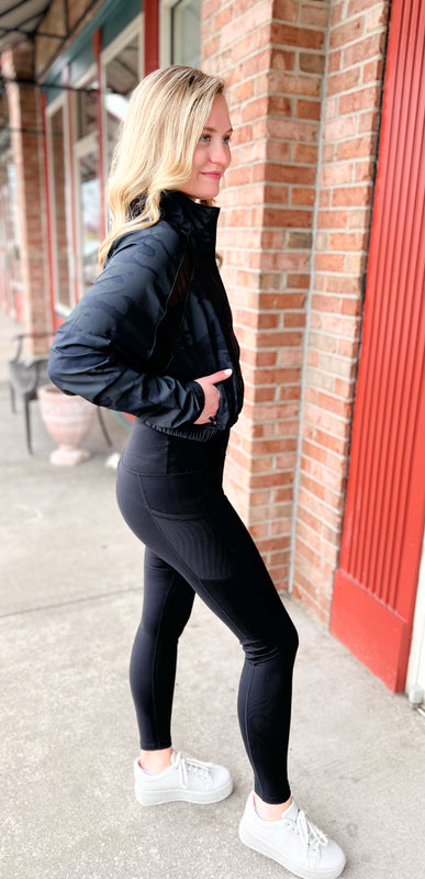 STEP INTO ACTION BLACK LEGGINGS