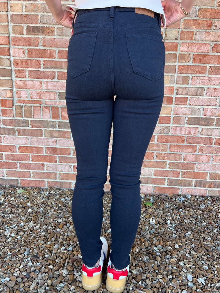 NAVY TUMMY CONTROL SKINNY JEANS