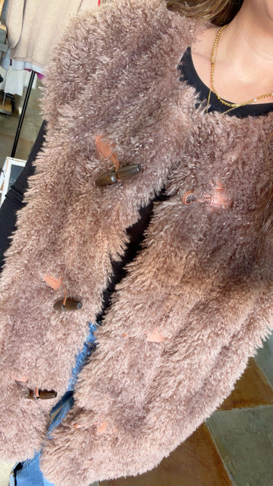 BROWN FUZZY VEST