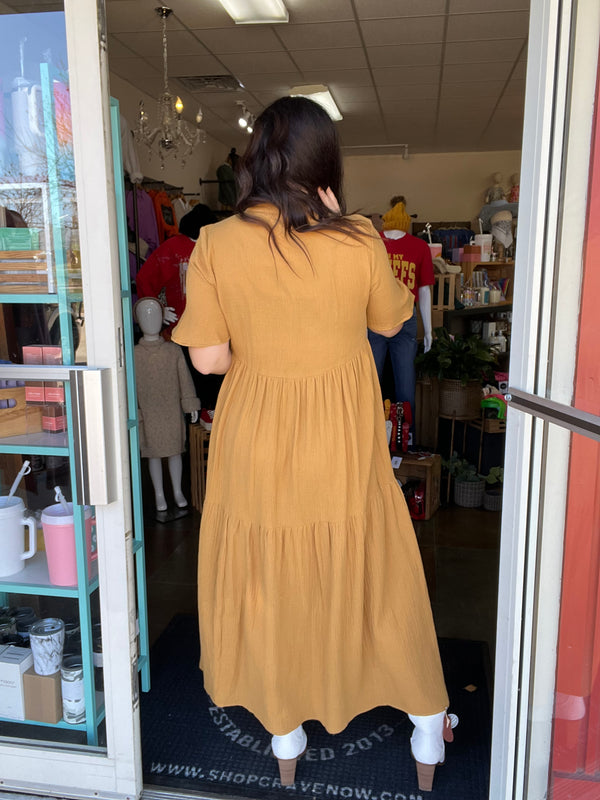 DOWN A BACK ROAD MIDI DRESS