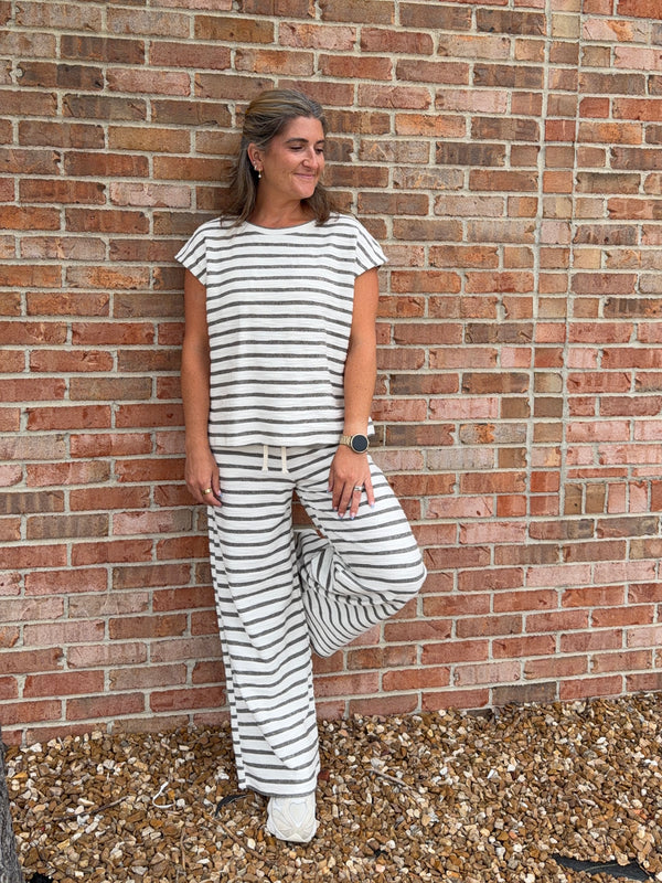 SWEETHEART STRIPED WIDE LEG PANTS- 2 COLORS
