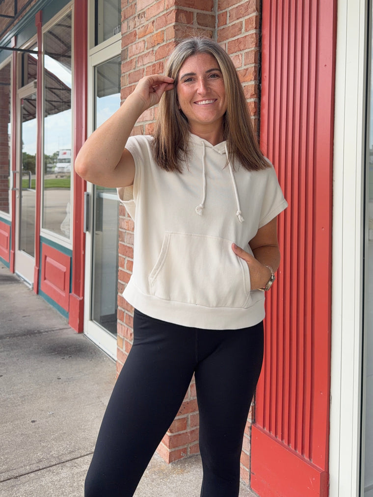 HOODED CAP SLEEVE TOP