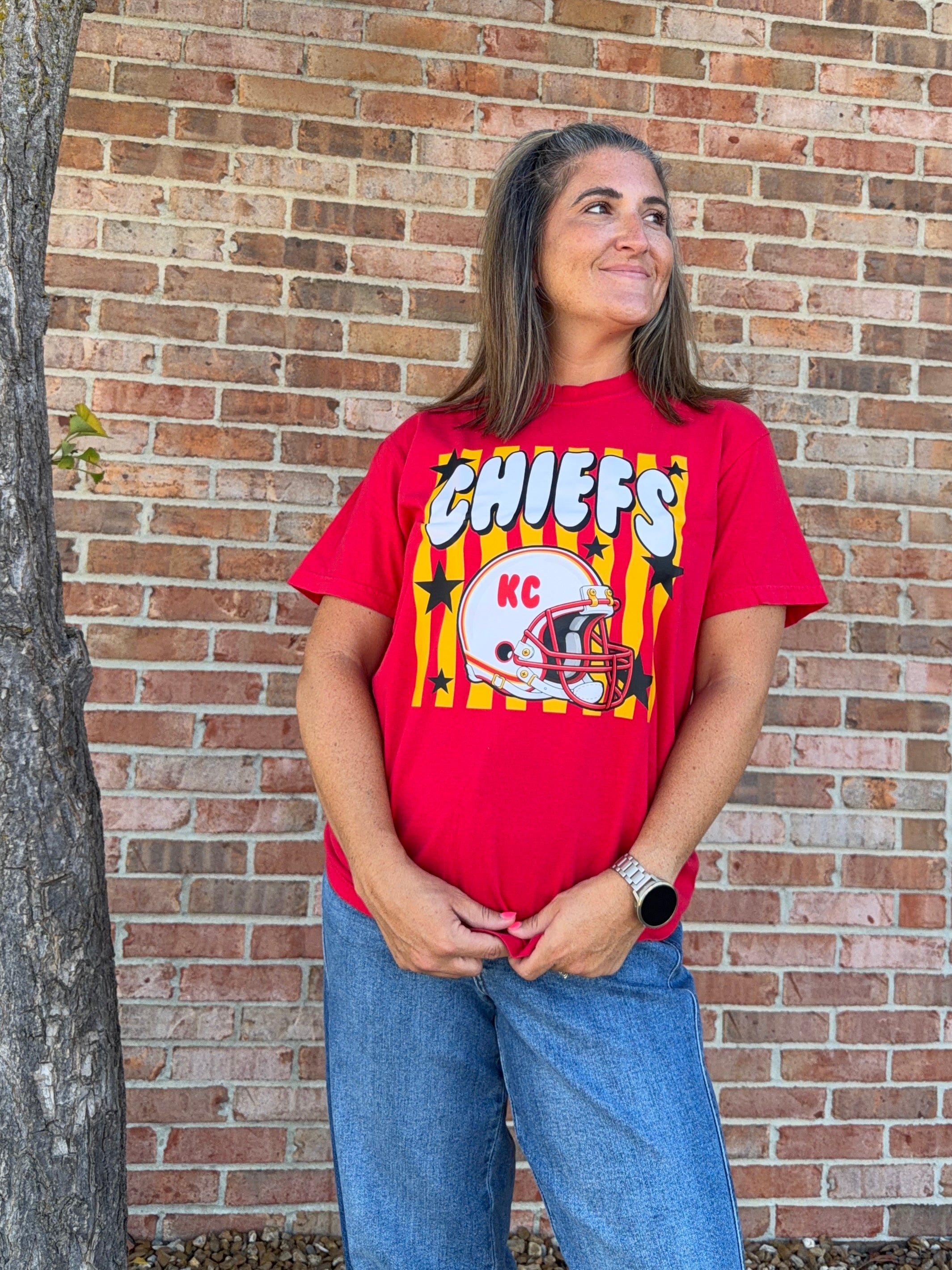 RETRO CHIEFS TEE