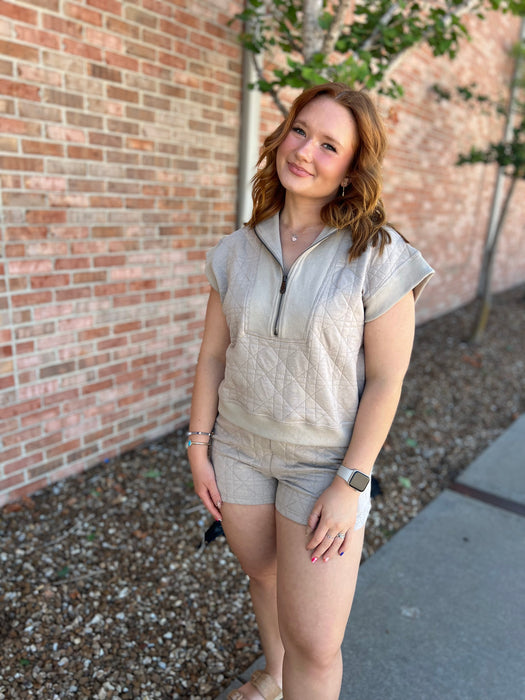 QUILTED ZIP UP TOP- 2 COLORS
