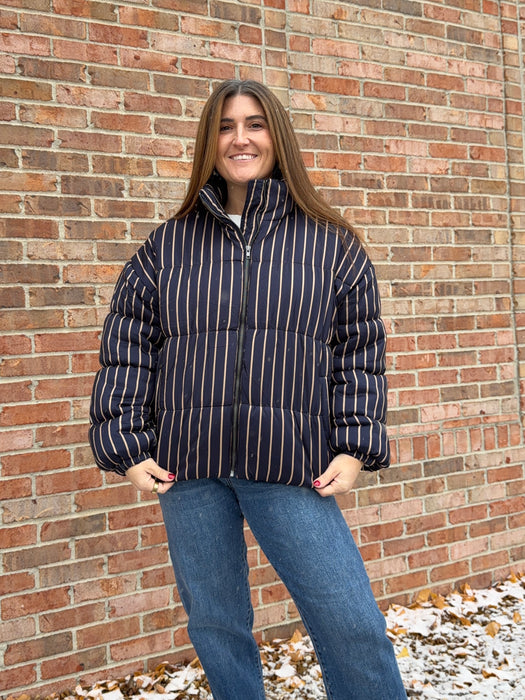NAVY STRIPED PUFFER JACKET