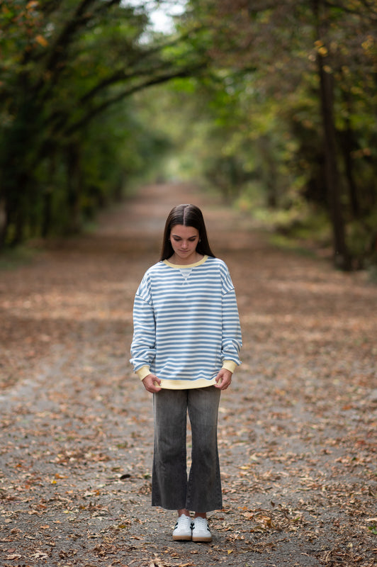 OVERSIZED STRIPED TOP