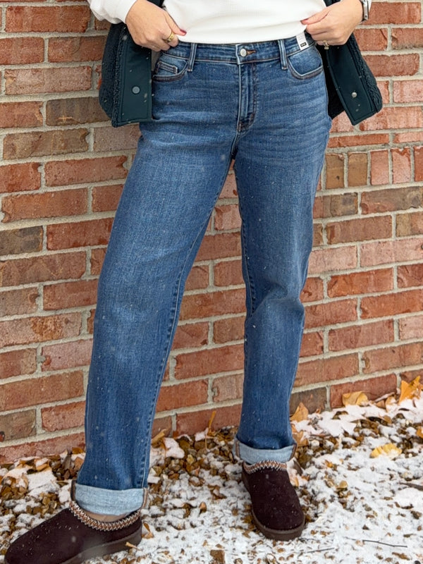 CLASSIC CUFFED BOYFRIEND JEANS