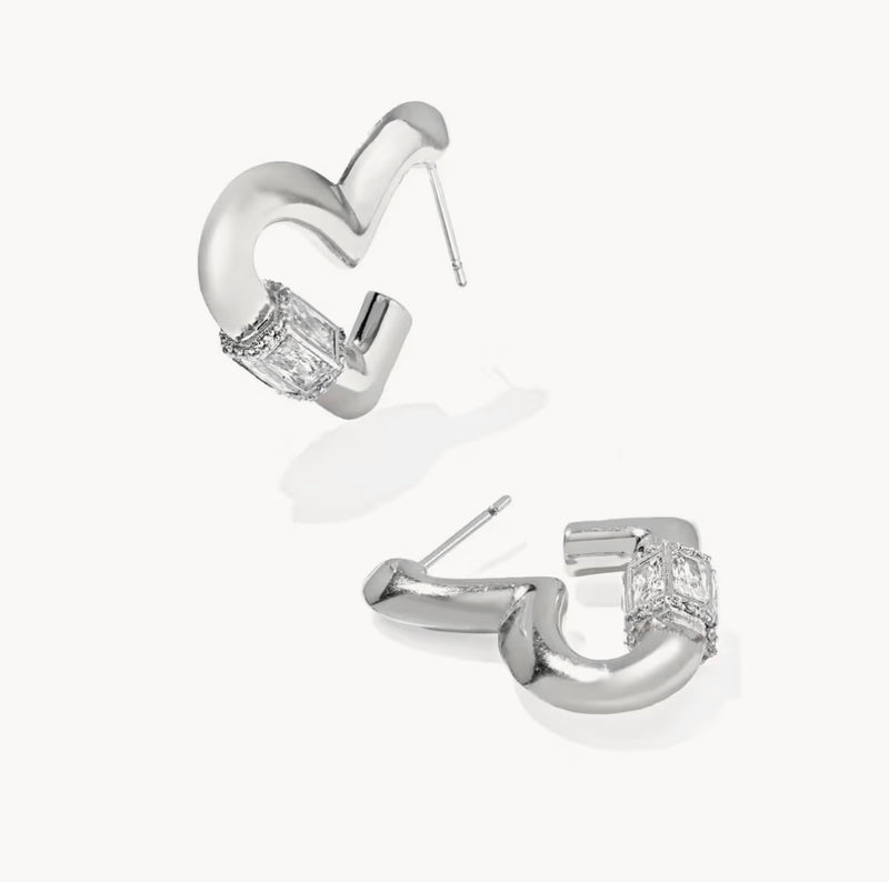 KENDRA SCOTT: EMERY HEART EARRING