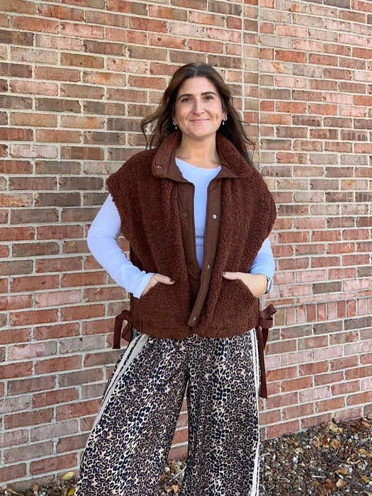 FAUX FUR VEST- 2 COLORS