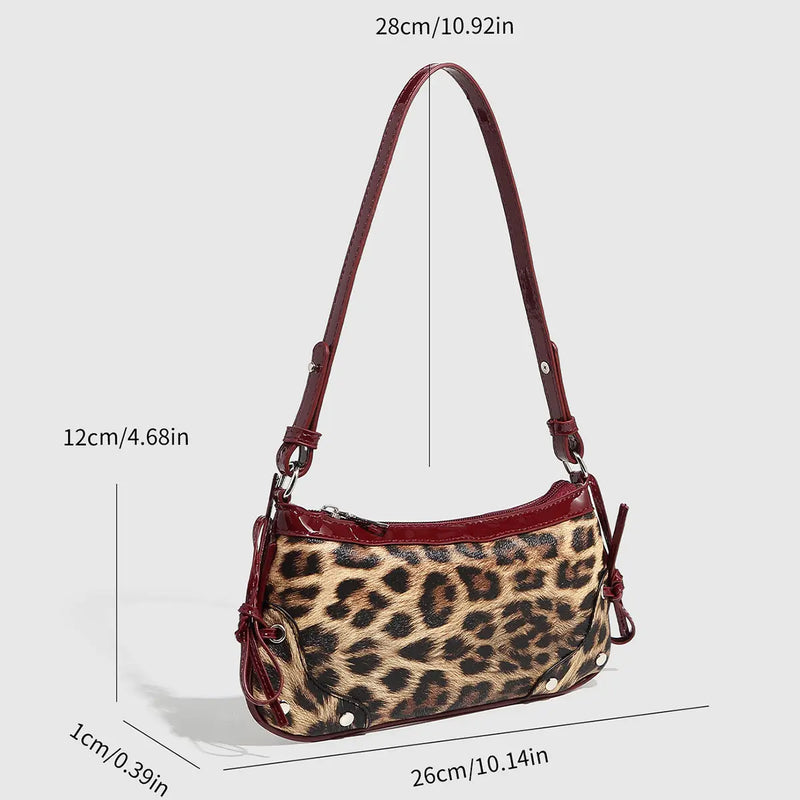 LEOPARD PRINT PURSE