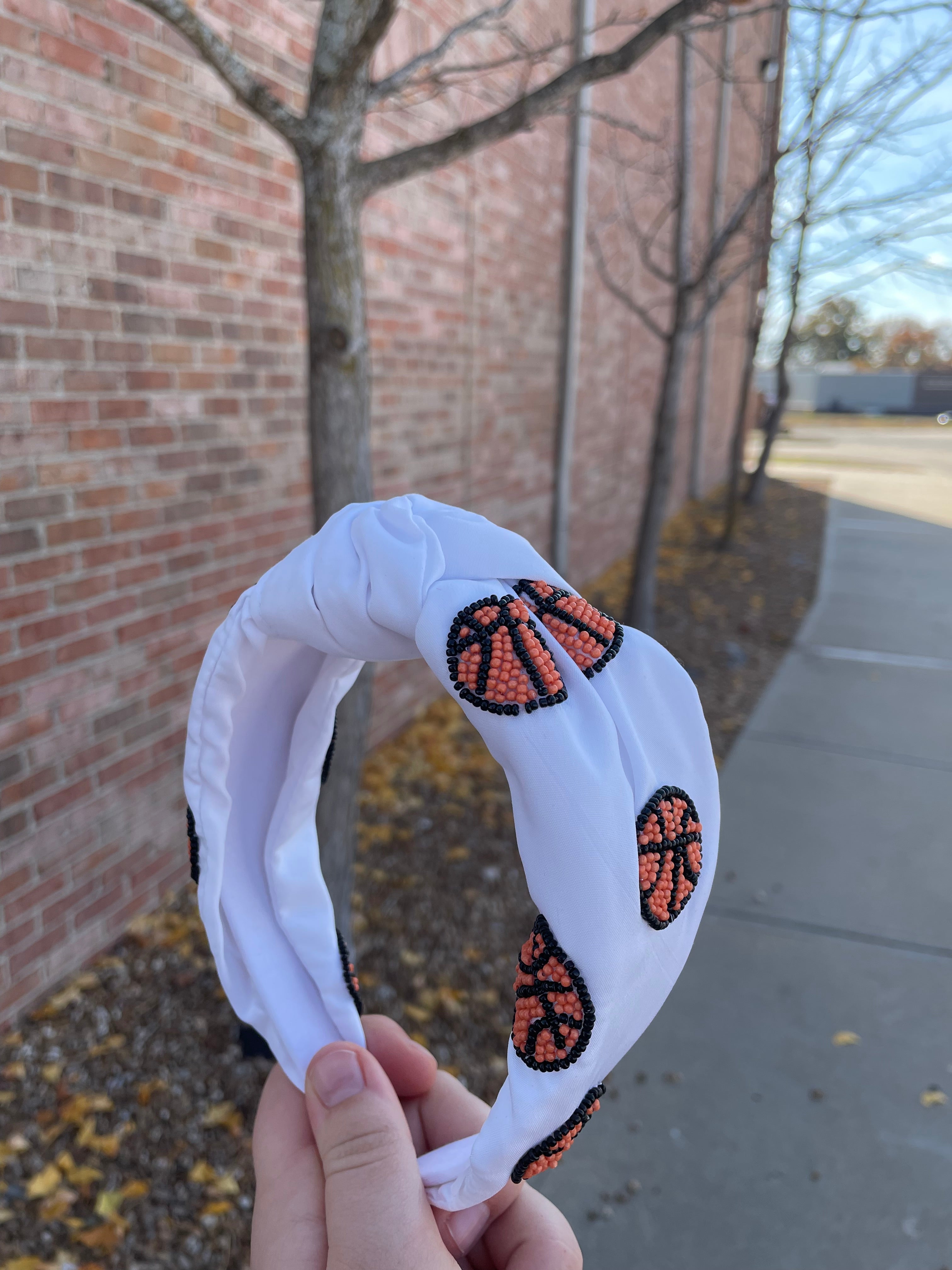 BASKETBALL HEADBAND