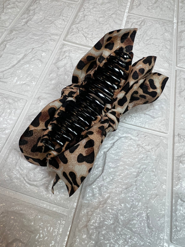 LEOPARD FABRIC  CLIP