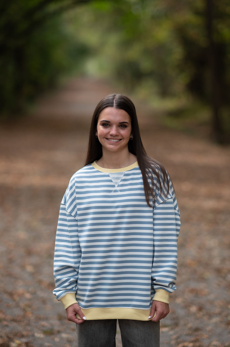 OVERSIZED STRIPED TOP