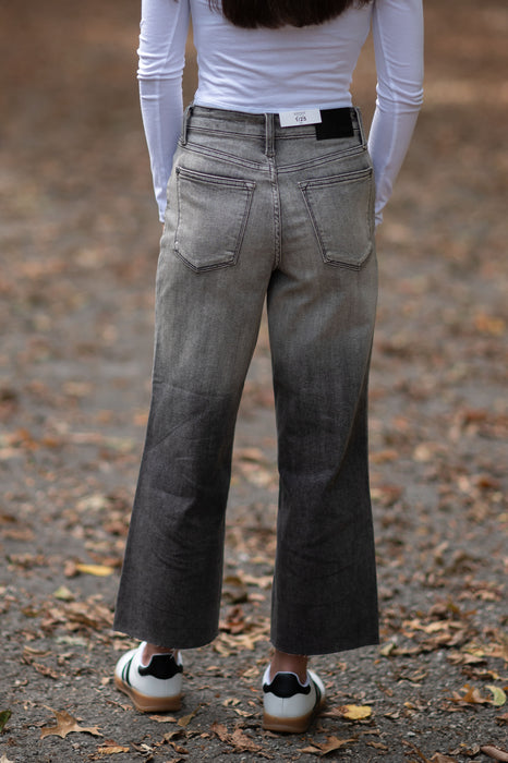 FRONT POCKET EMBROIDERED JEANS
