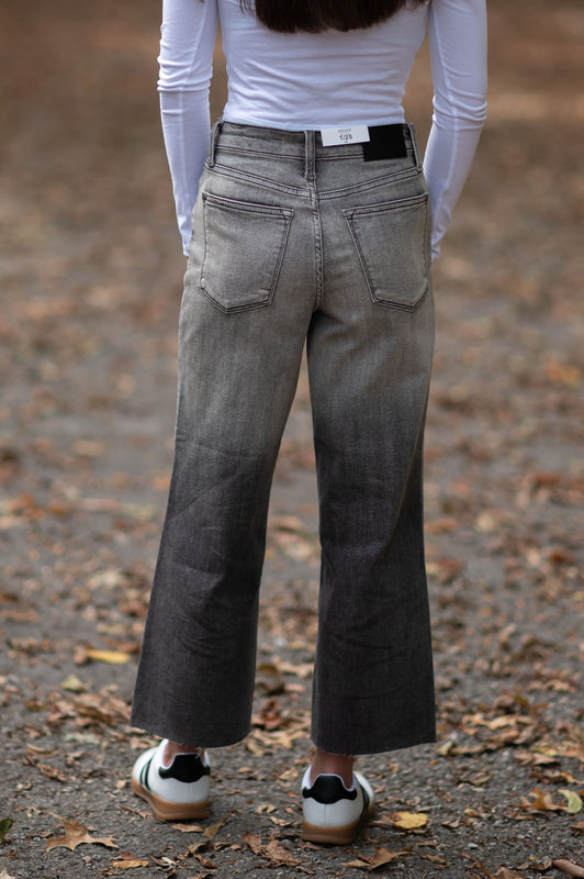 FRONT POCKET EMBROIDERED JEANS