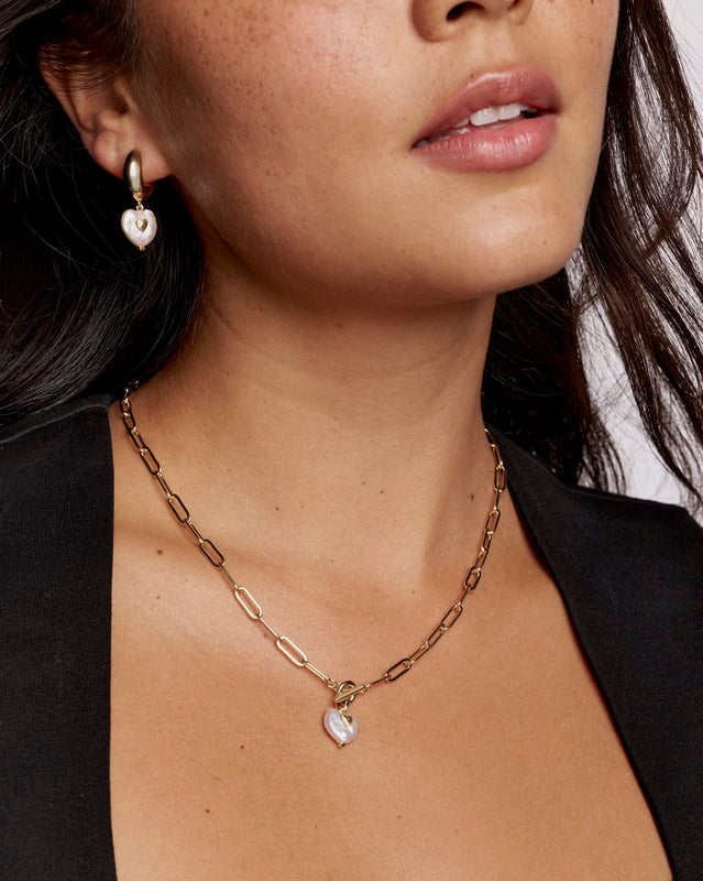 KENDRA SCOTT: SASHA HEART PENDANT NECKLACE