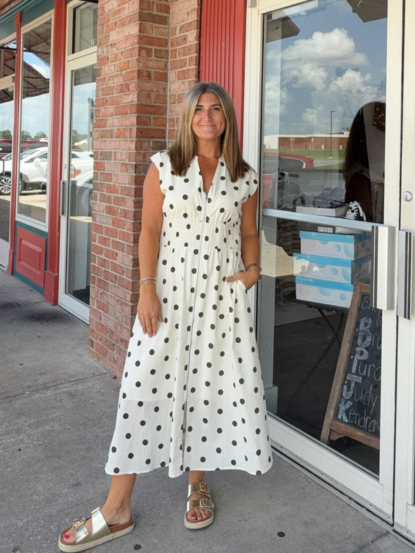 ZIPPERED FRONT POLKA DOT DRESS