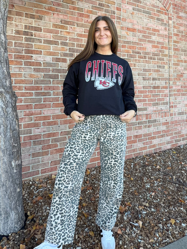 DISTRESSED CHIEFS SWEATSHIRT