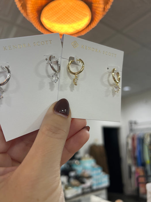 KENDRA SCOTT: CAILIN SINGLE STONE HUGGIE HOOP