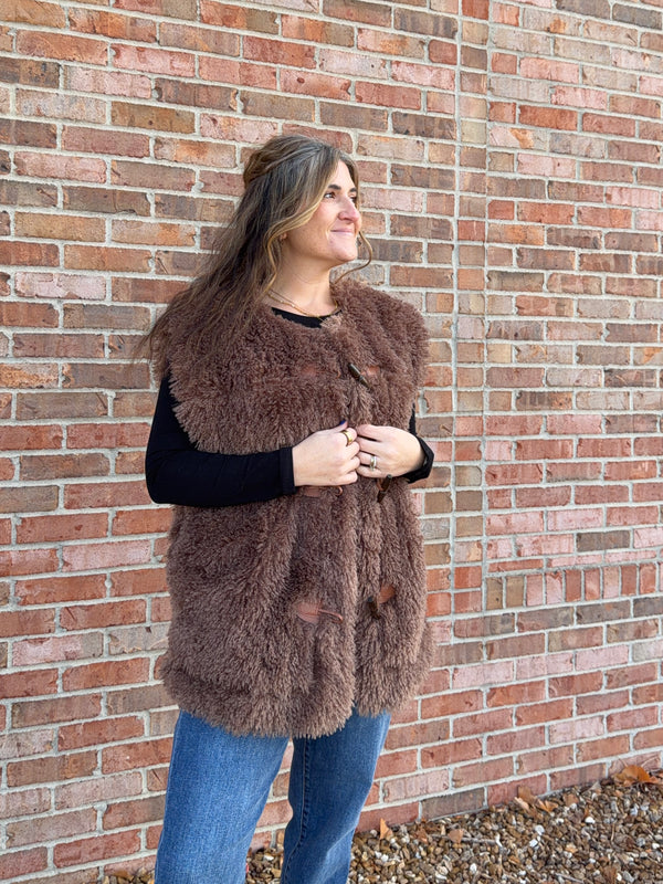 BROWN FUZZY VEST