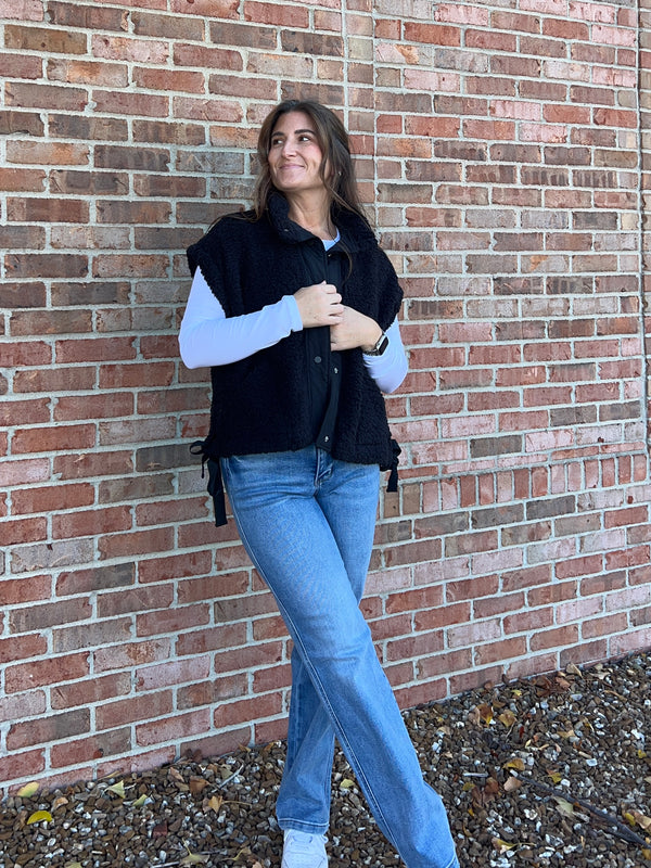 FAUX FUR VEST- 2 COLORS