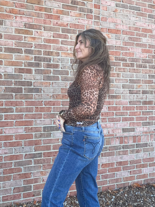 SHEER LEOPARD PRINT TOP