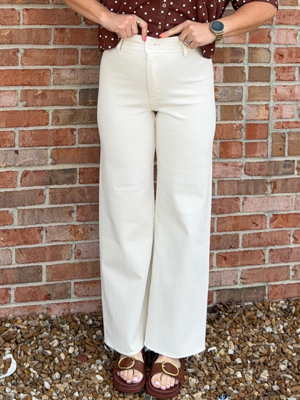 BEIGE HIGH WAISTED JEANS
