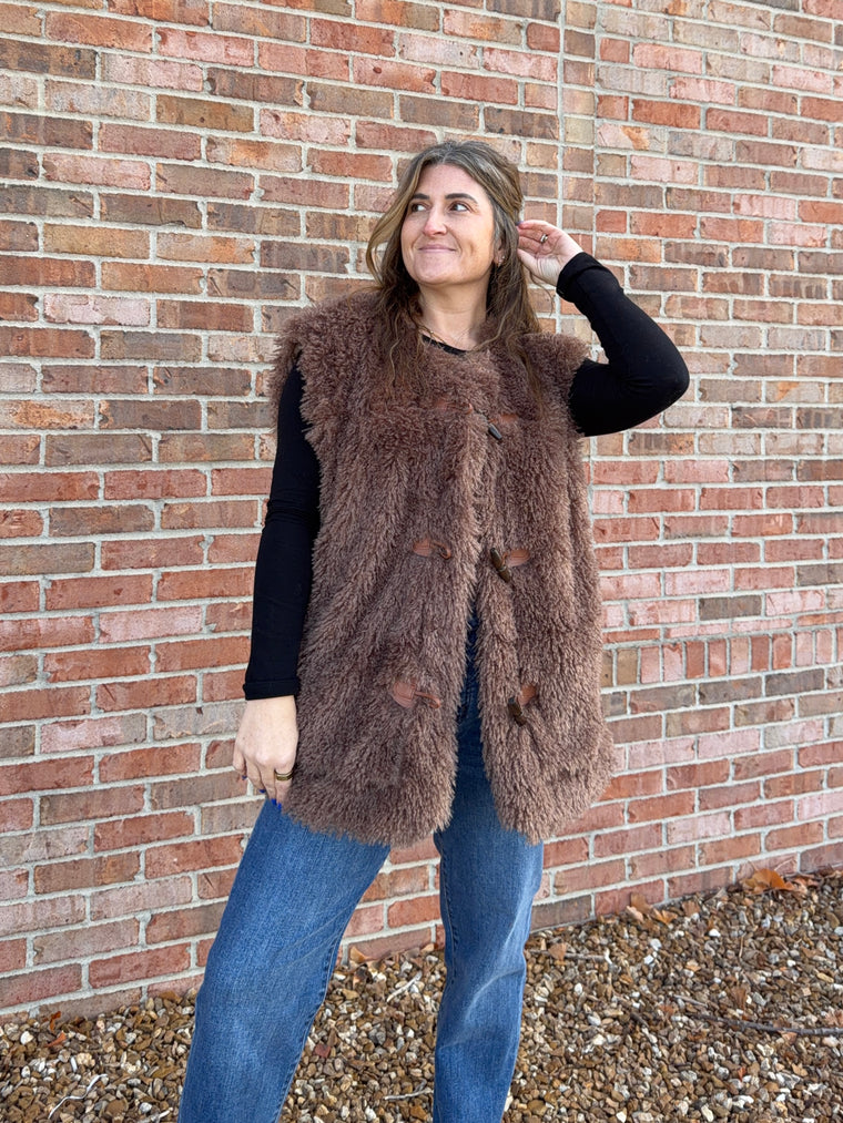 BROWN FUZZY VEST