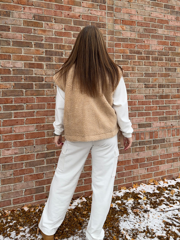 BOW TIED FUZZY VEST- 2 COLORS