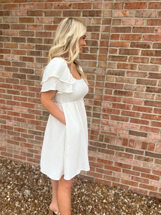 RUFFLE SLEEVE SMOCK DRESS