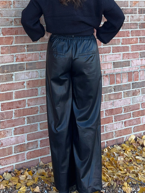 PLEATHER WIDE LEG PANTS