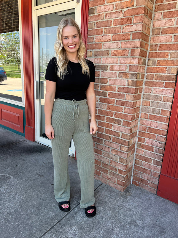 RIBBED PANTS WITH POCKETS