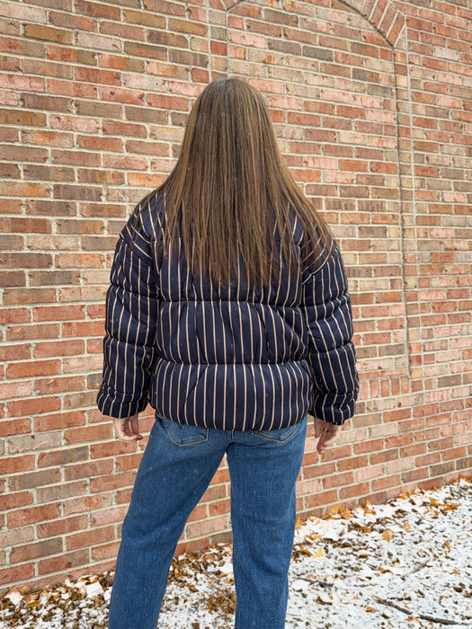 NAVY STRIPED PUFFER JACKET