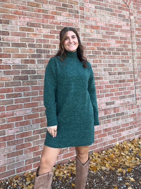 DARK GREEN SWEATER DRESS