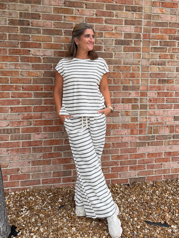 SWEETHEART STRIPED WIDE LEG PANTS- 2 COLORS
