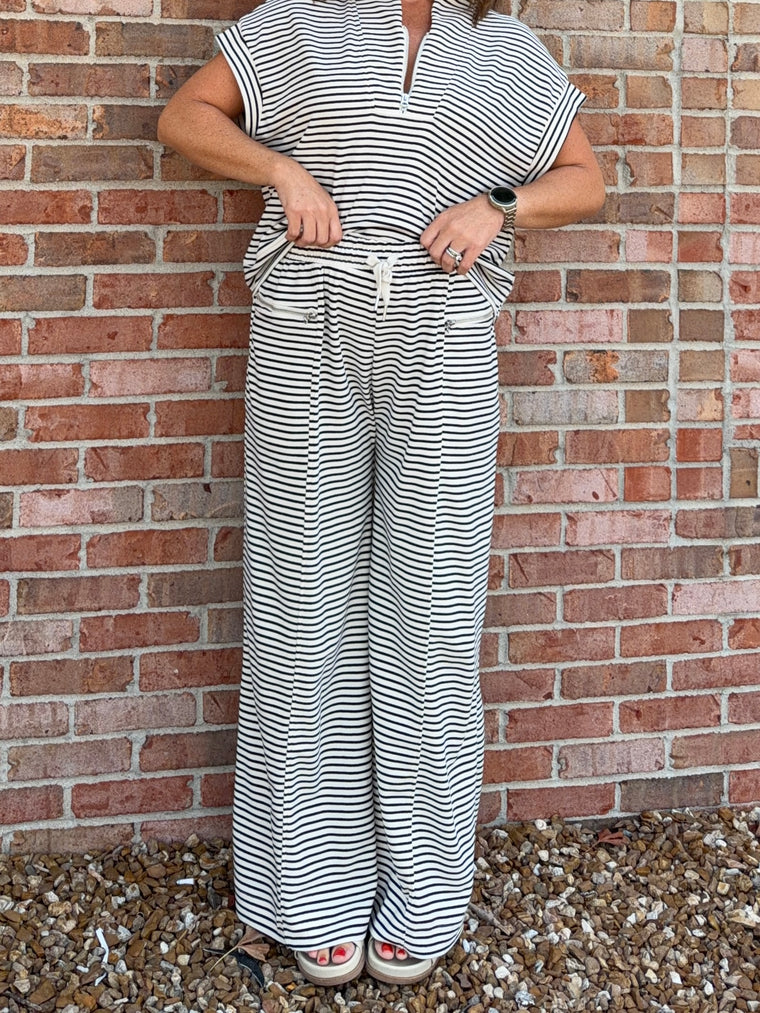 STRIPED WIDE LEG LOUNGE PANTS
