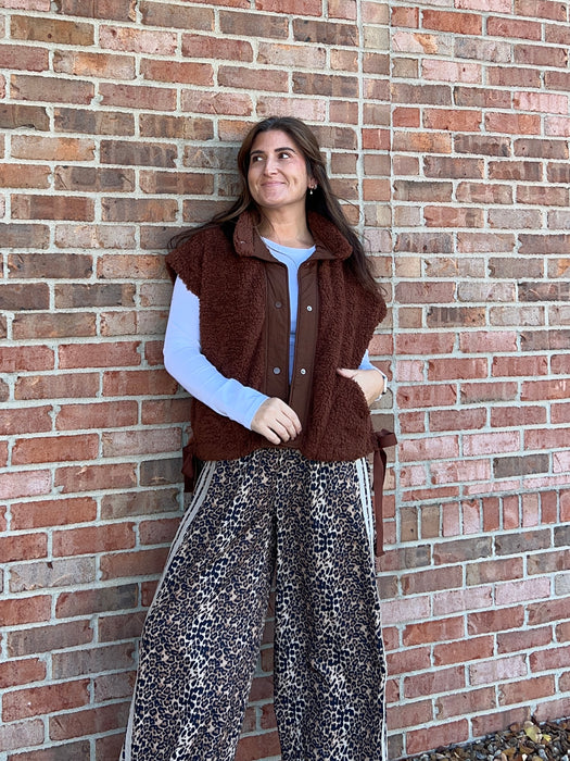 FAUX FUR VEST- 2 COLORS