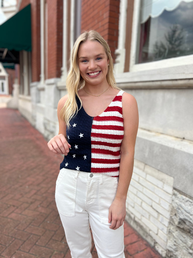 SLEEVELESS FLAG TANK TOP