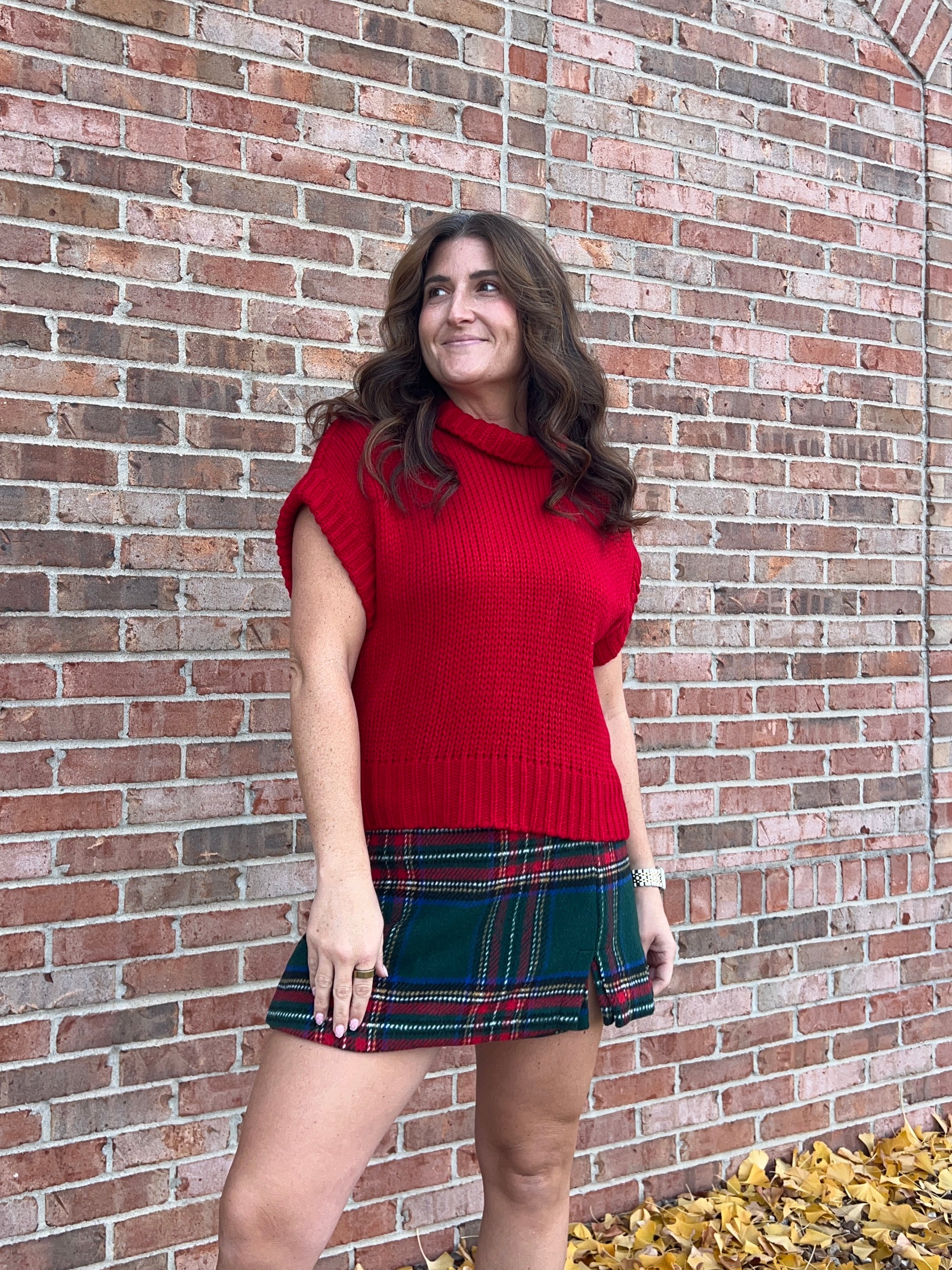 CROPPED RED SWEATER