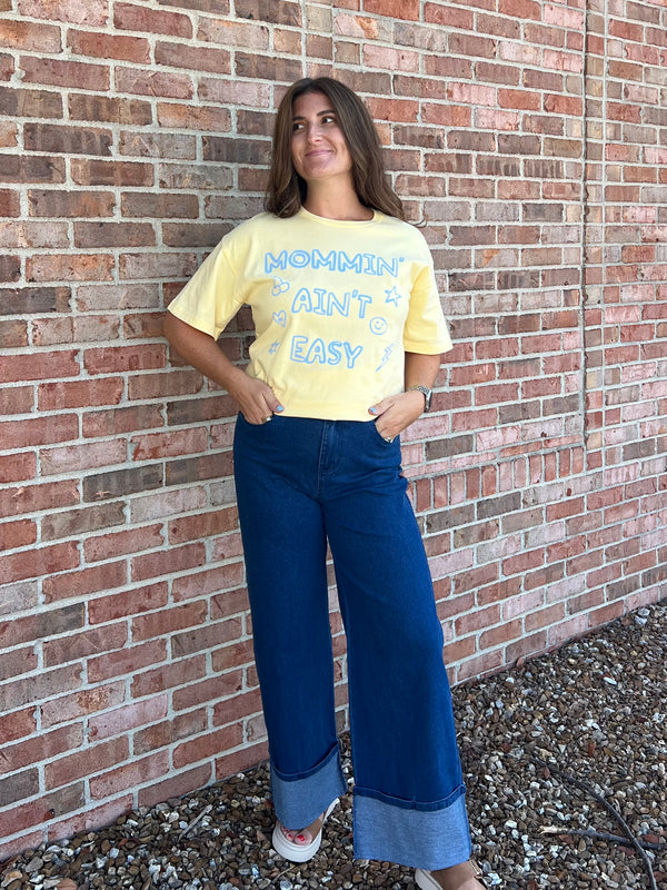 MOMMIN AINT EASY TEE