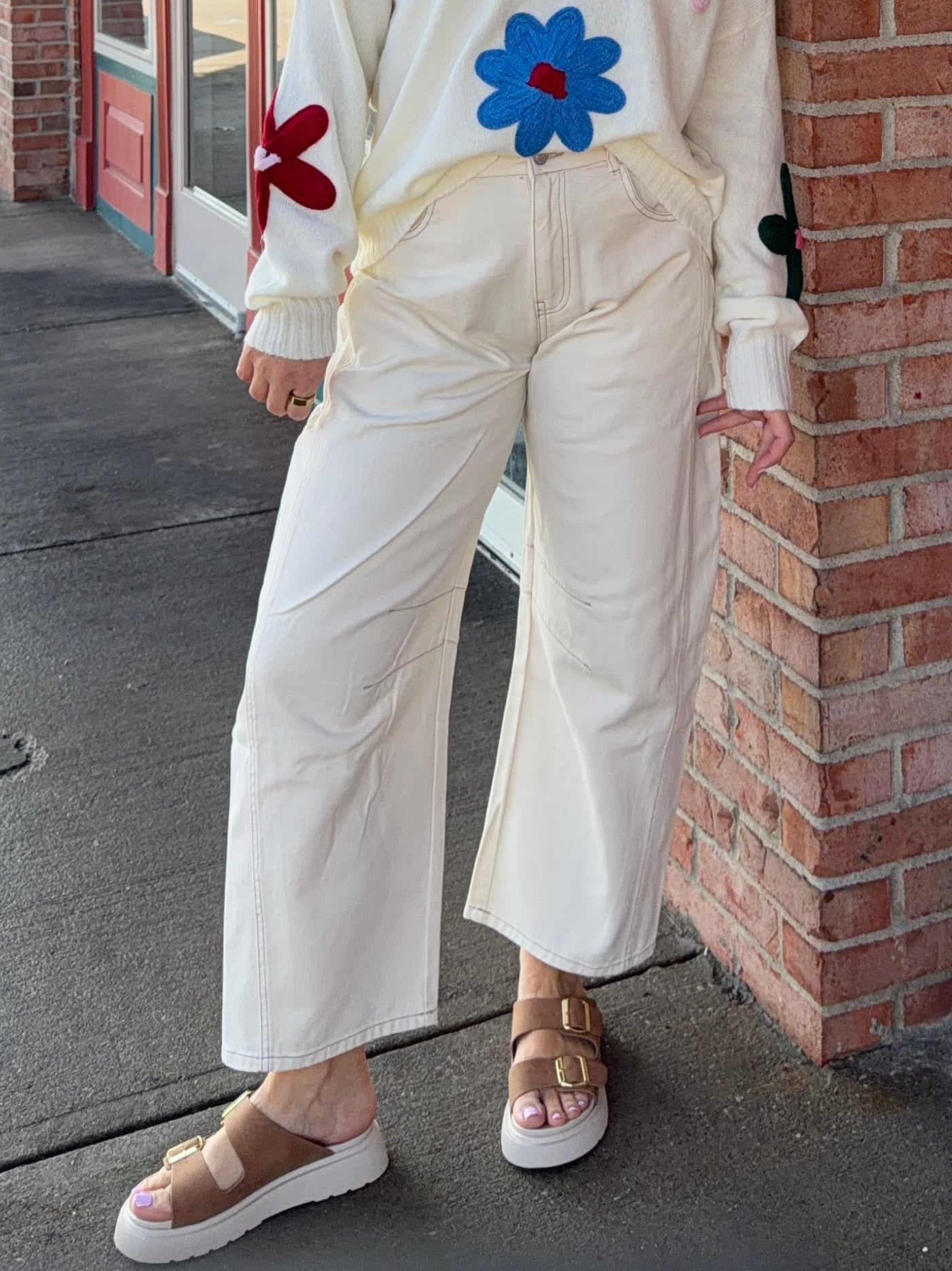 ECRU BARREL JEANS