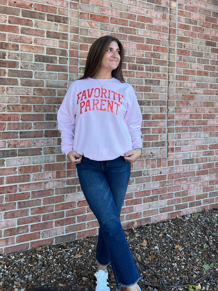 FAVORITE PARENT GRAPHIC SWEATSHIRT