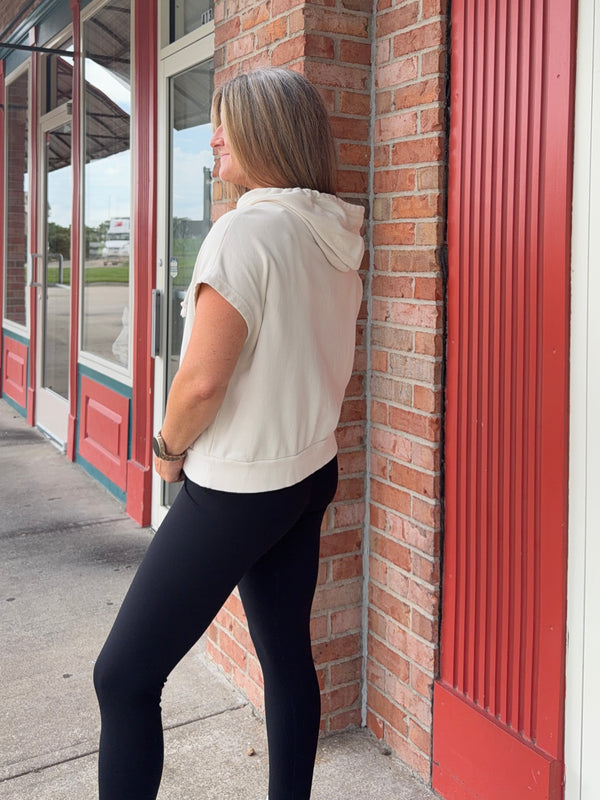 HOODED CAP SLEEVE TOP