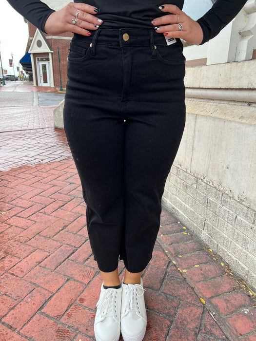 TUMMY CONTROL BLACK CROPPED JEANS