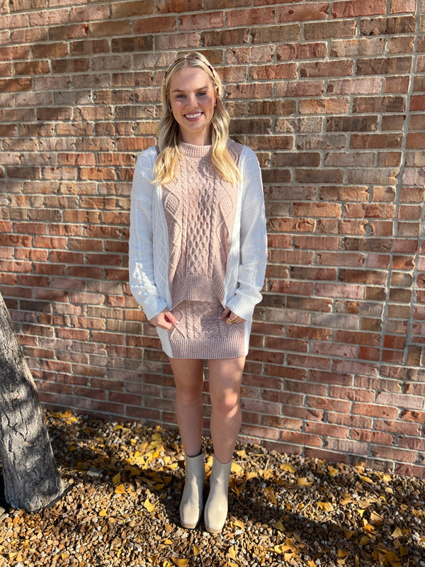 TWO TONE CHENILLE SWEATER