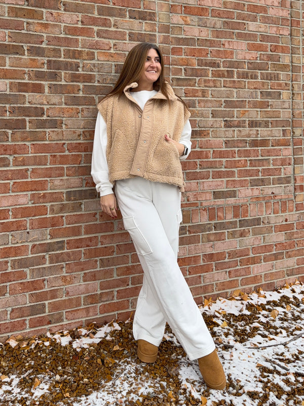 BOW TIED FUZZY VEST- 2 COLORS