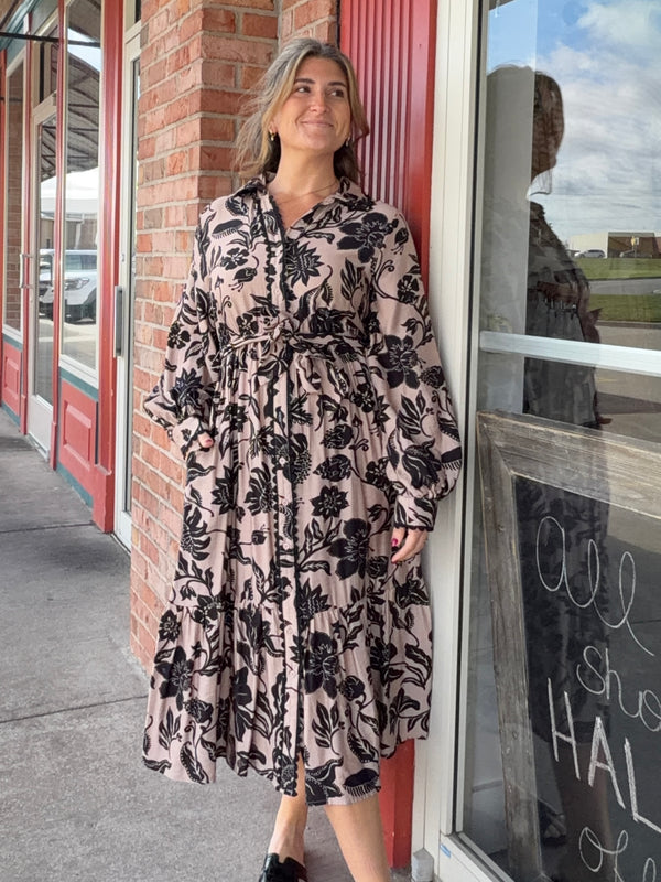 BLACK AND MOCHA BELTED DRESS